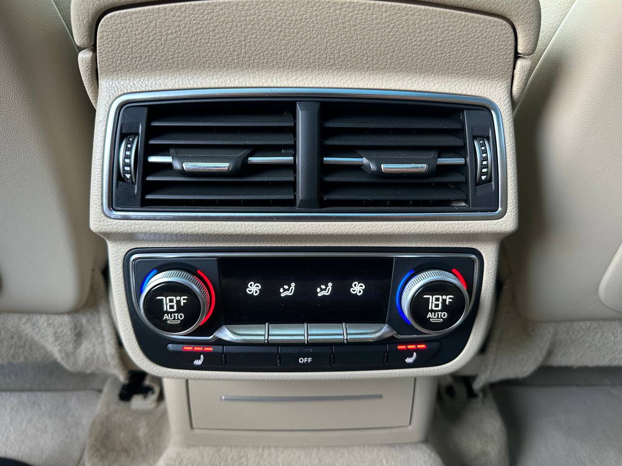 AUDI Q7 PREMIUM PLUS