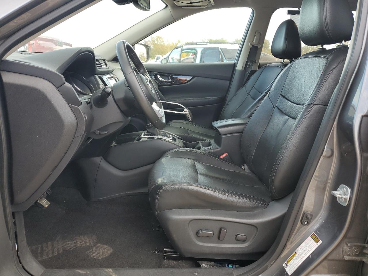 2017 NISSAN ROGUE SL