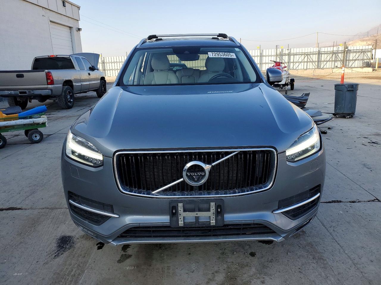 2016 VOLVO XC90 T6 MOMENTUM