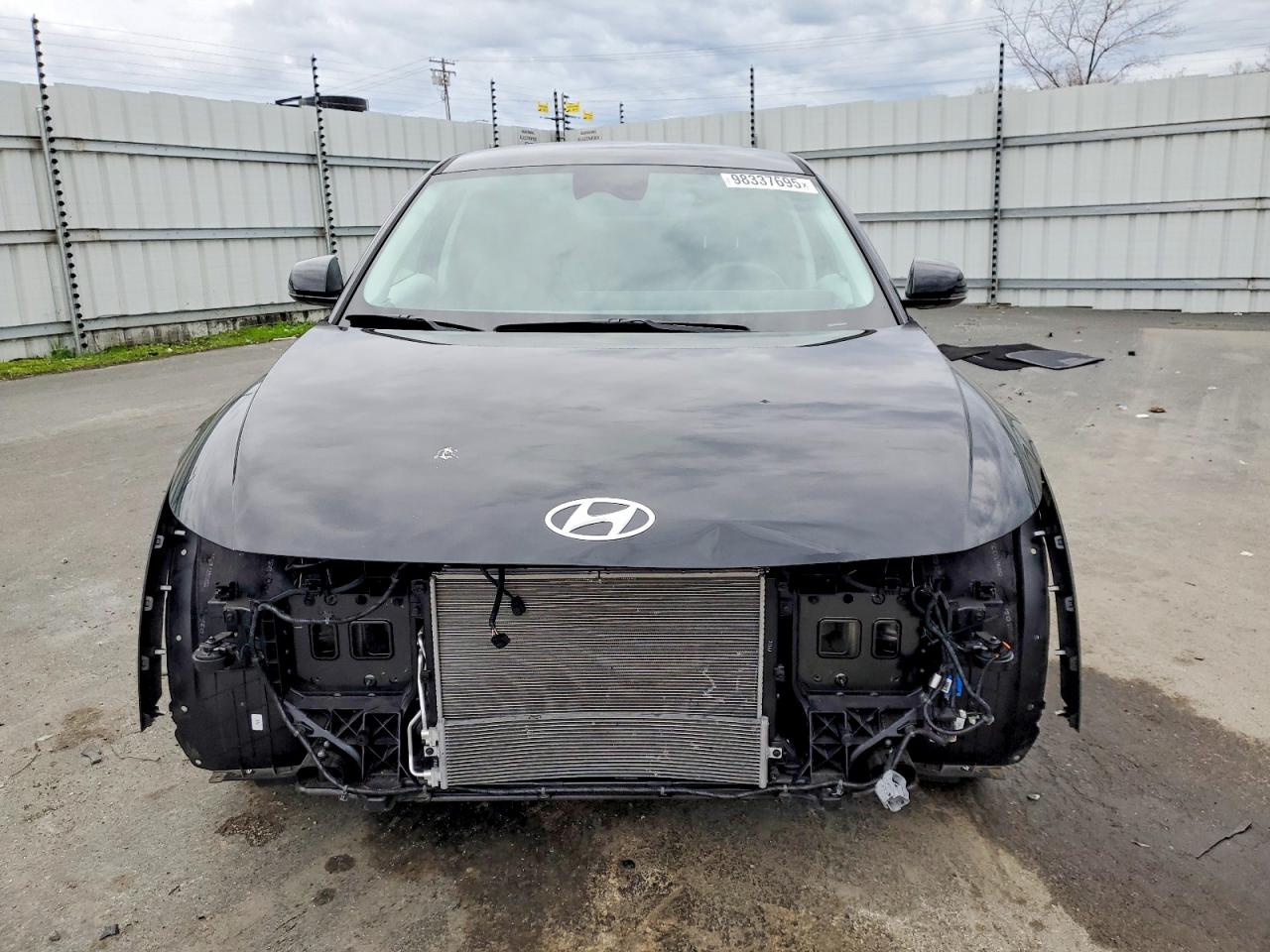 2024 HYUNDAI IONIQ 5 SEL LR RWD