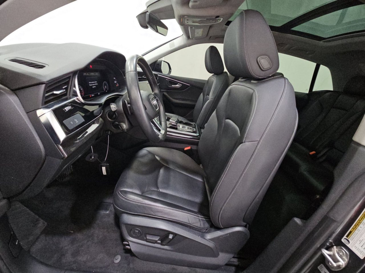 2020 AUDI Q8 S-LINE(ПНЕВМА)