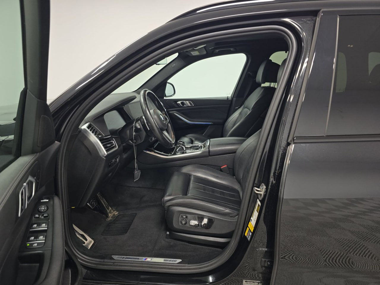 2021 BMW X5 45E PHEV(ПНЕВМО)