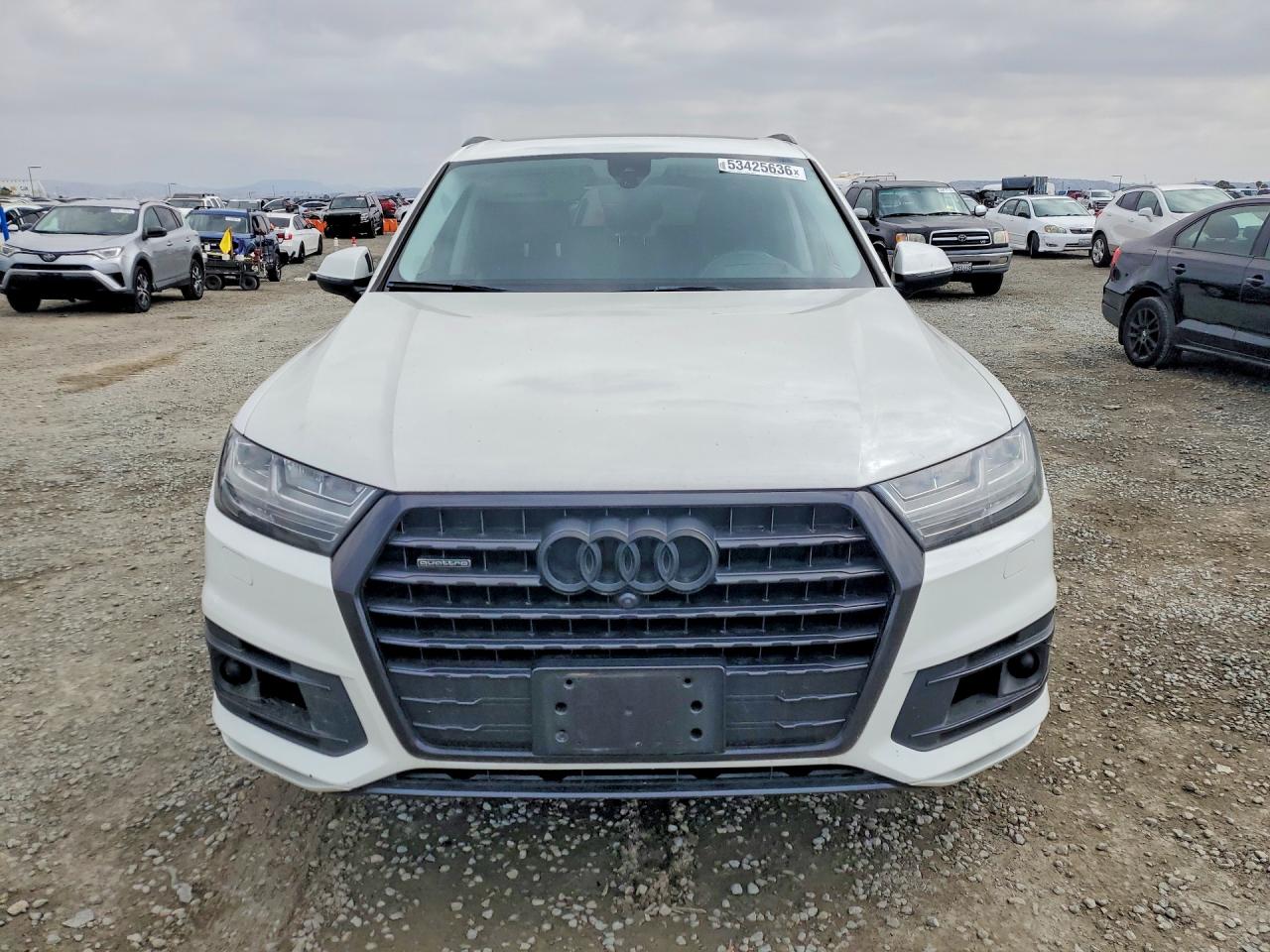 2017 AUDI Q7 PRESTIGE