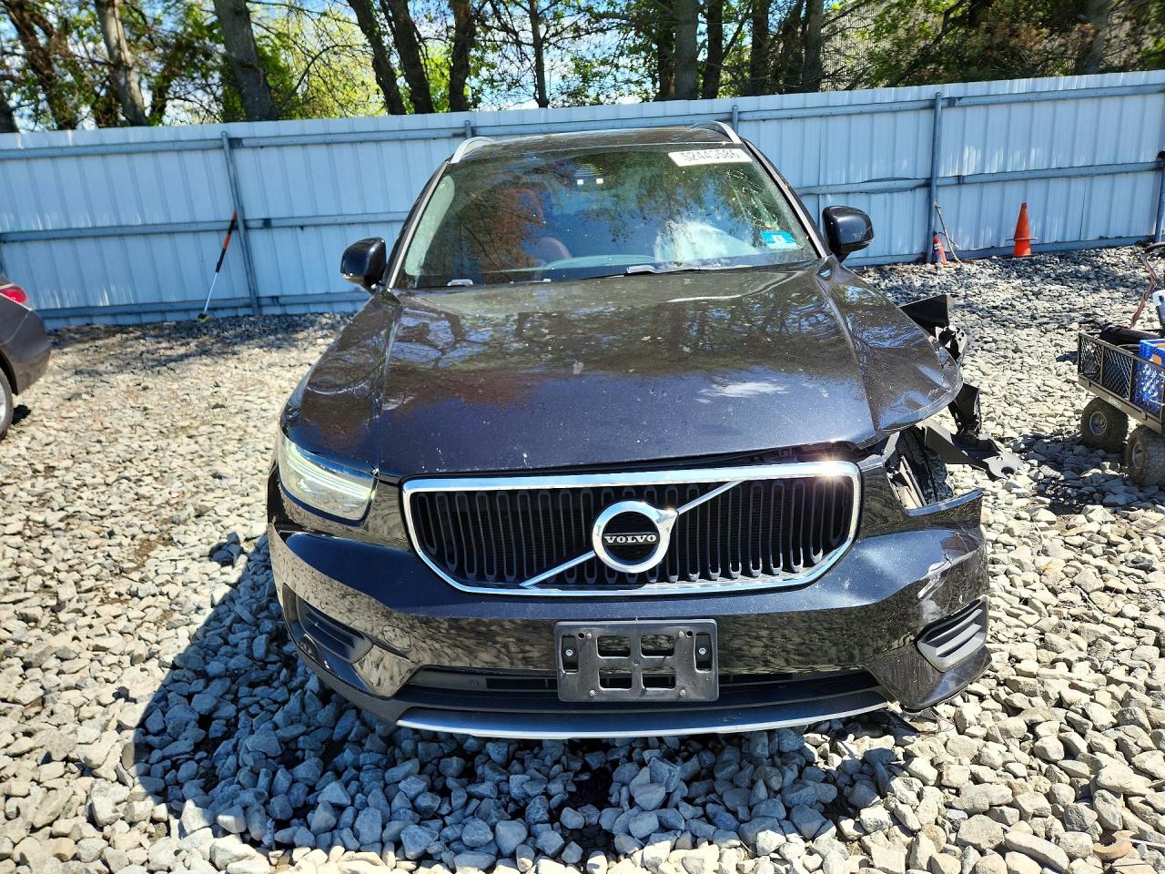 2019 VOLVO XC40 T5 MOMENTUM