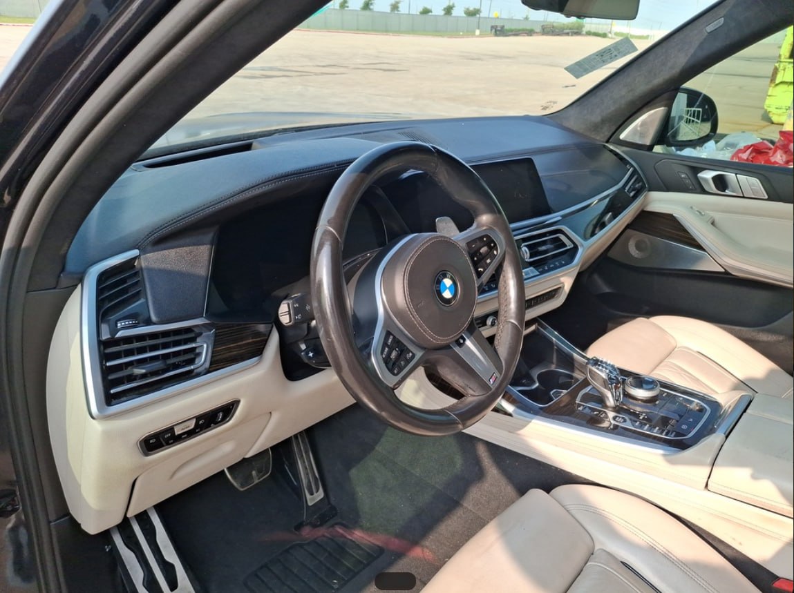 2020 BMW X7 40i