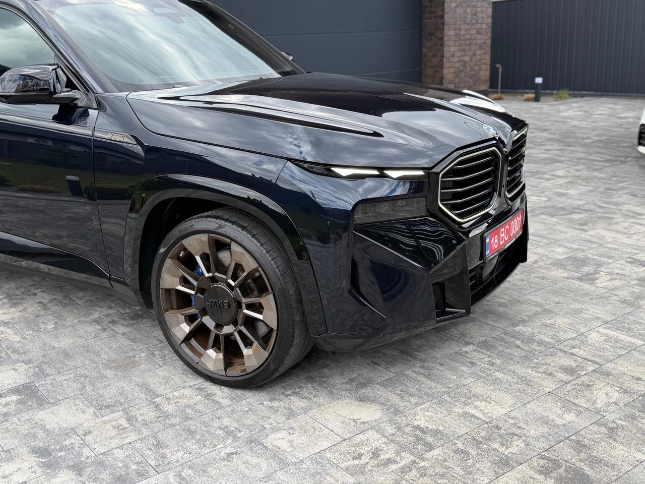 2023 BMW XM