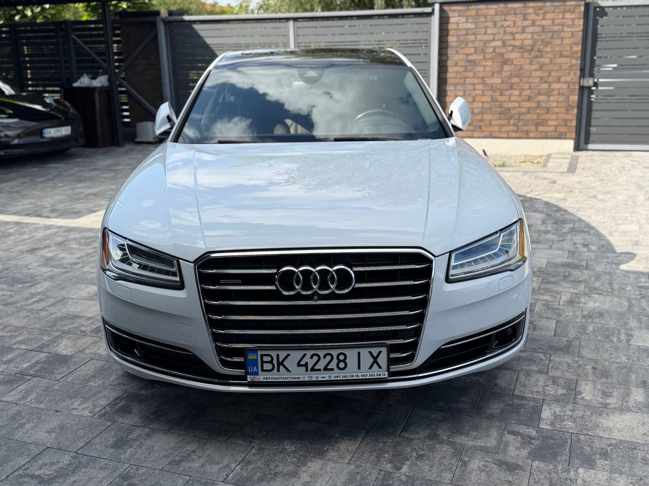 2015 AUDI A8 LONG