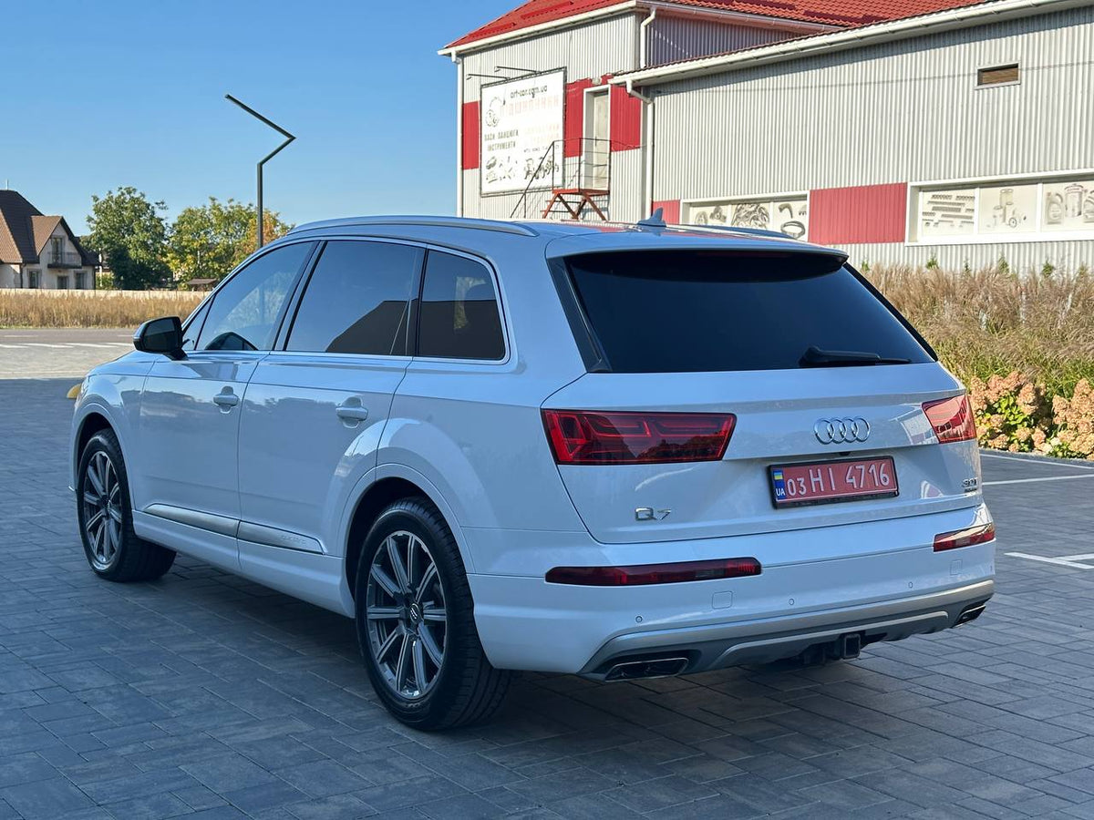 2017 AUDI Q7 PRESTIGE