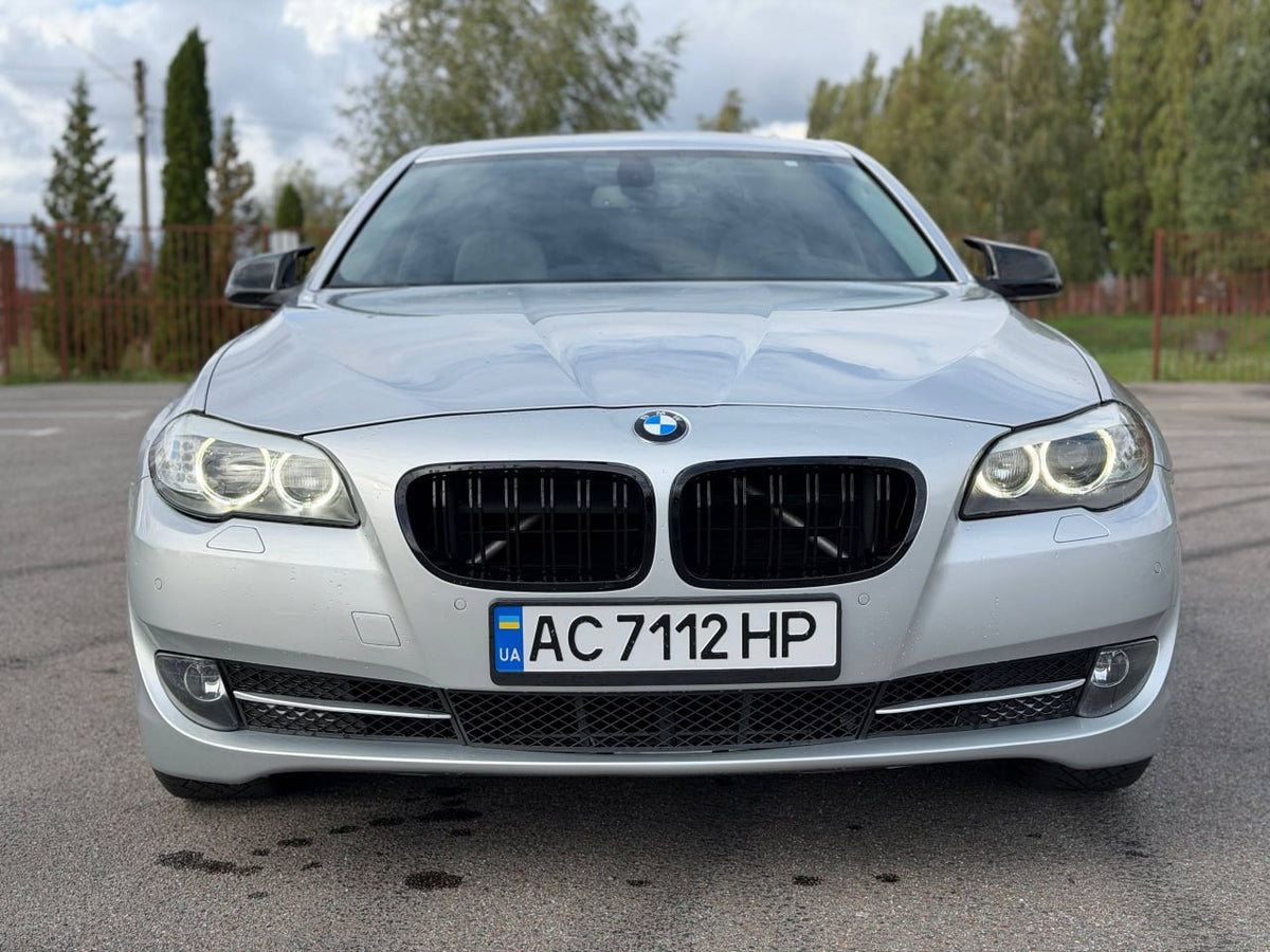 2011 BMW 5