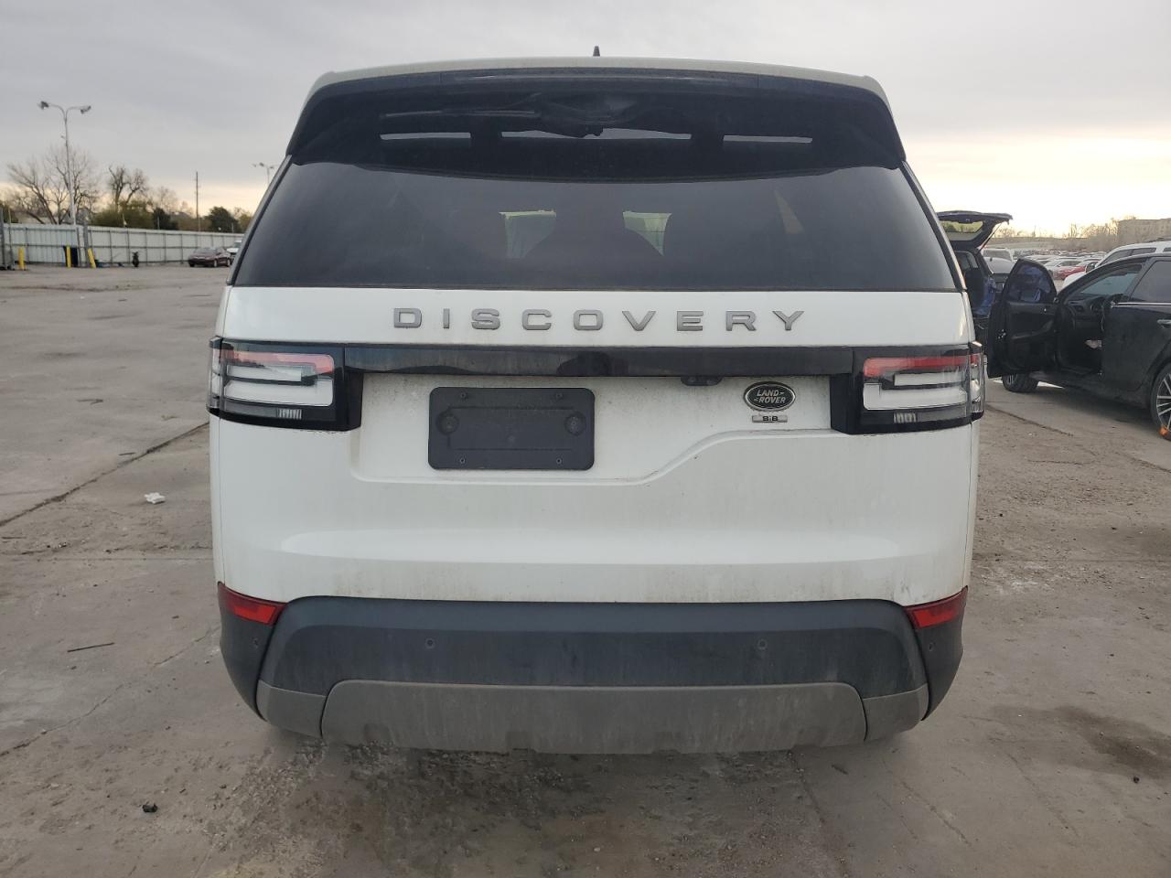 LAND ROVER DISCOVERY SE