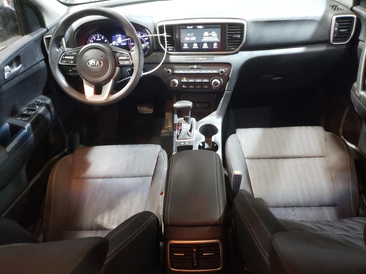 KIA SPORTAGE LX