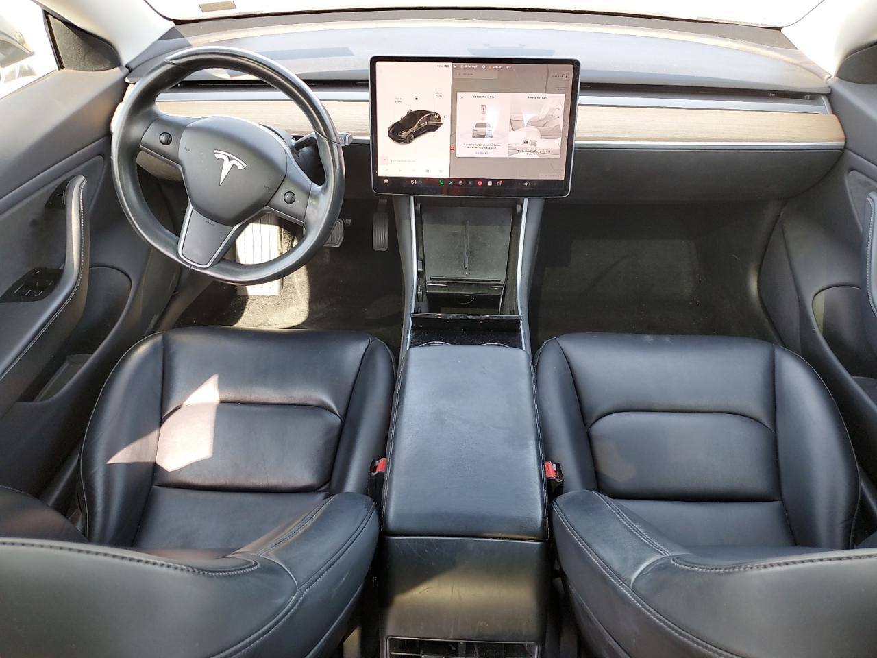 TESLA MODEL 3 SR RWD