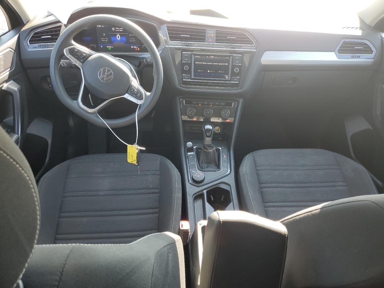 VOLKSWAGEN TIGUAN S