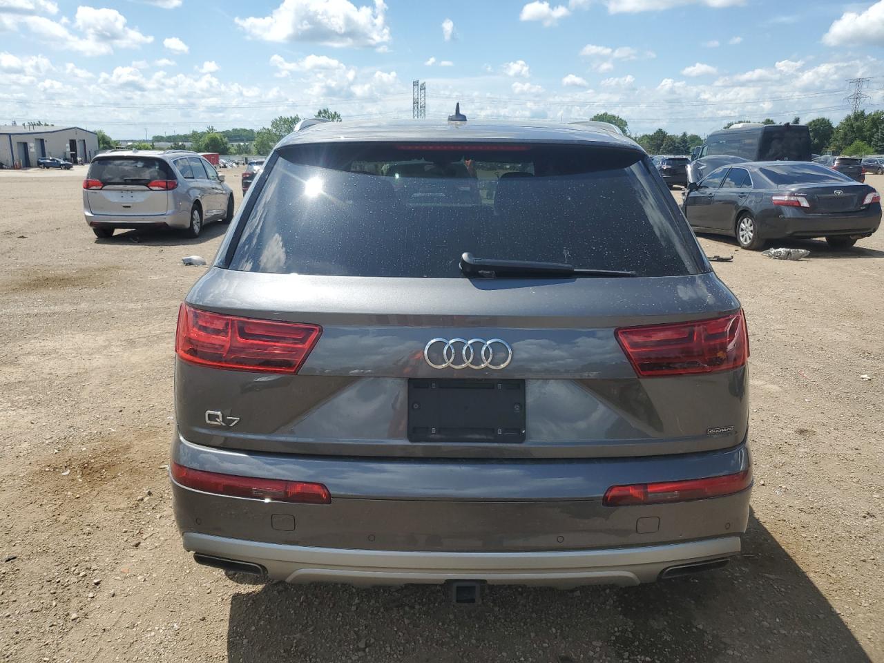 AUDI Q7 PREMIUM PLUS