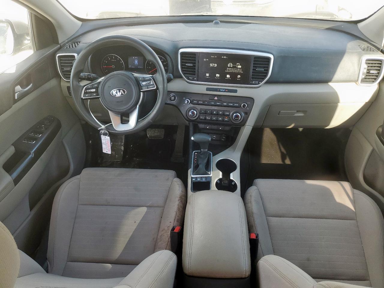KIA SPORTAGE LX