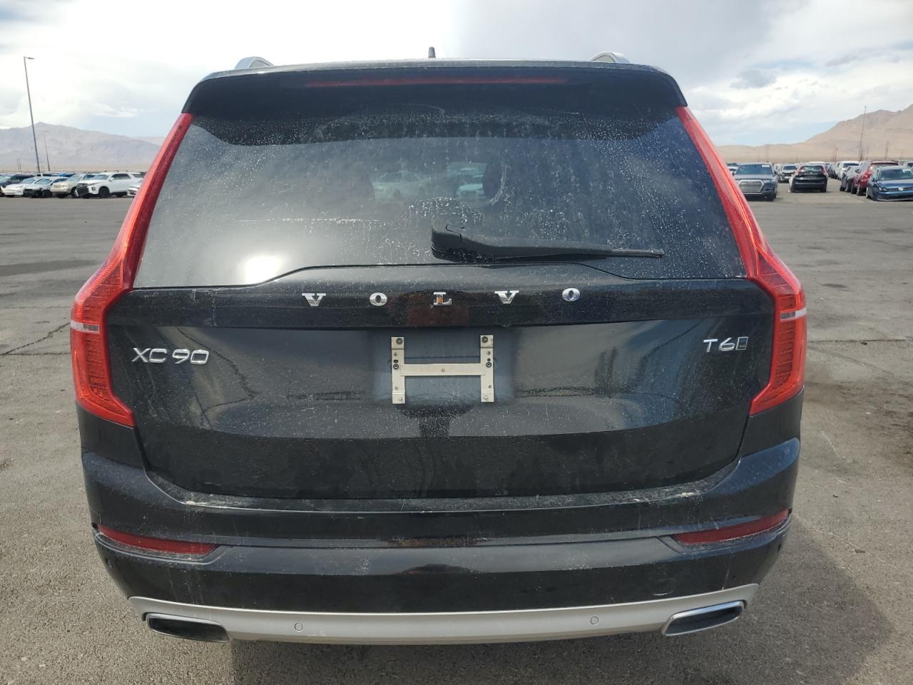 2018 VOLVO XC90 T6