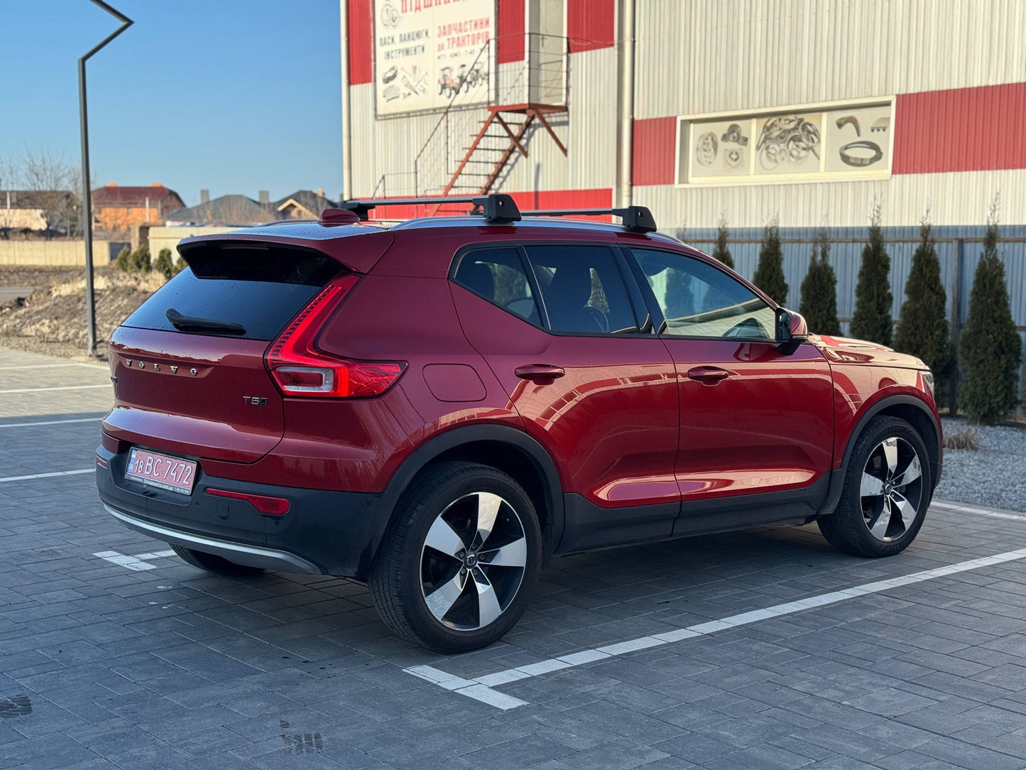 2019 VOLVO XC40 T5 MOMENTUM