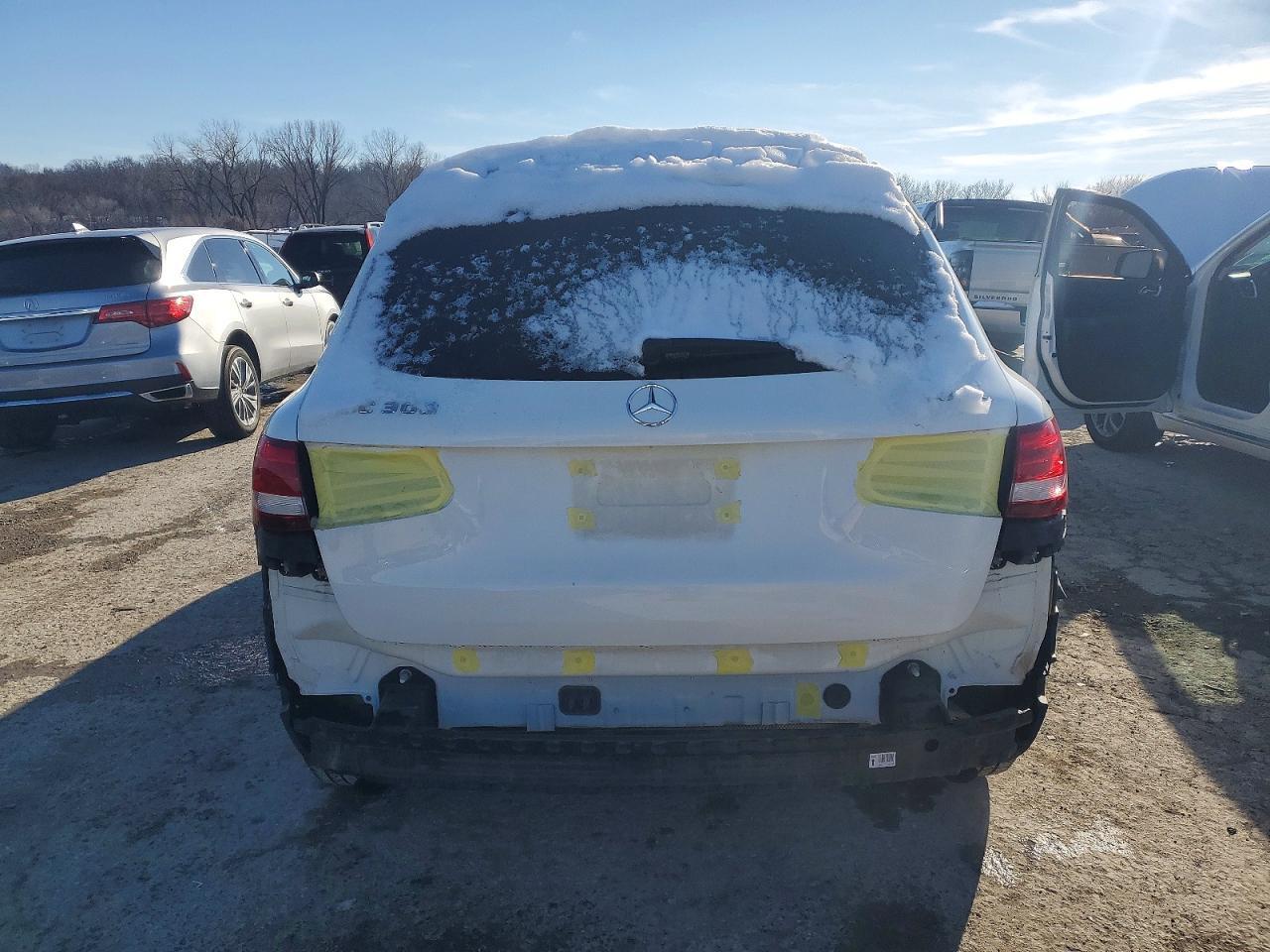 2016 MERCEDES-BENZ GLC 300 4MATIC
