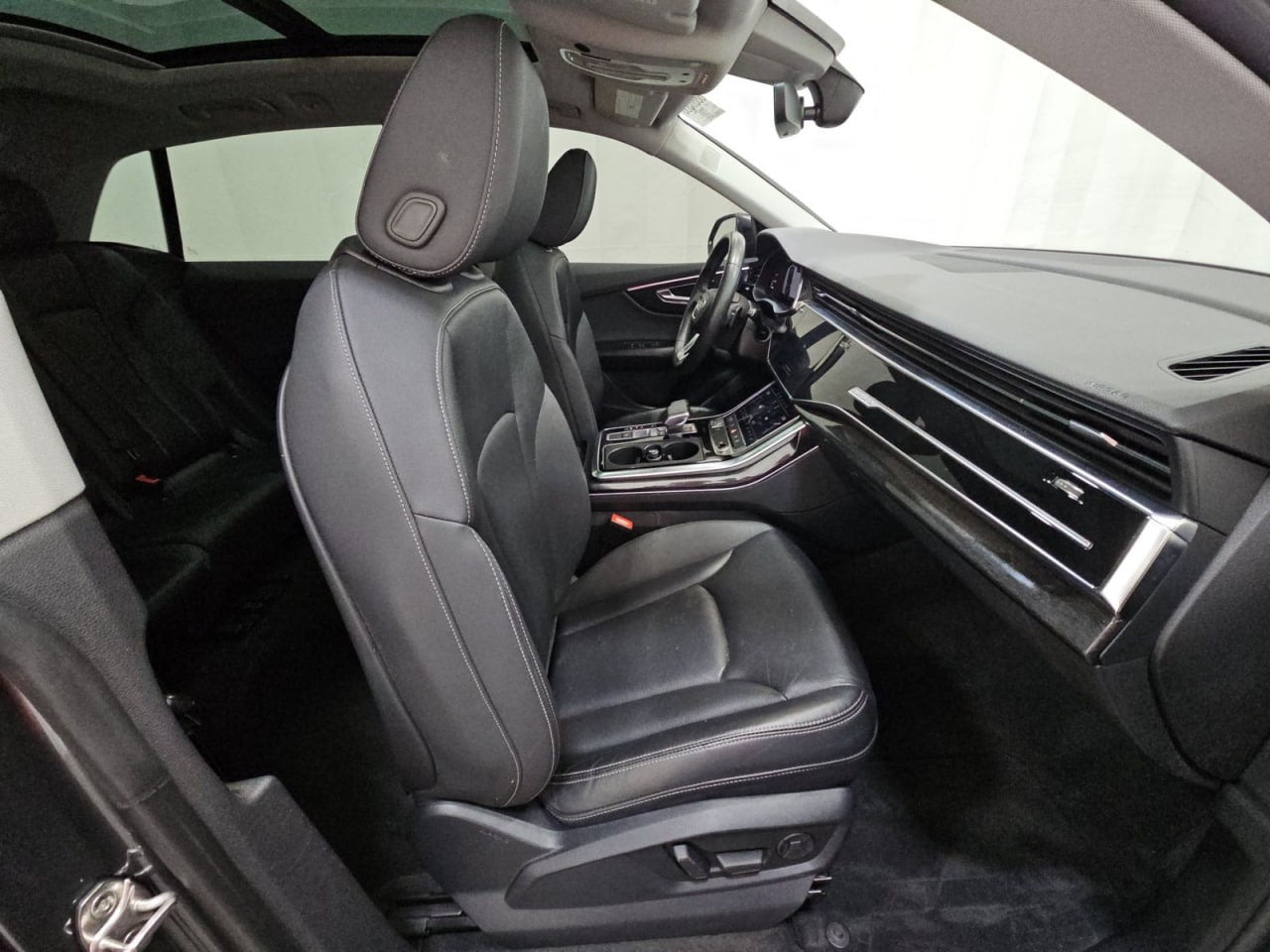 2020 AUDI Q8 S-LINE(ПНЕВМА)