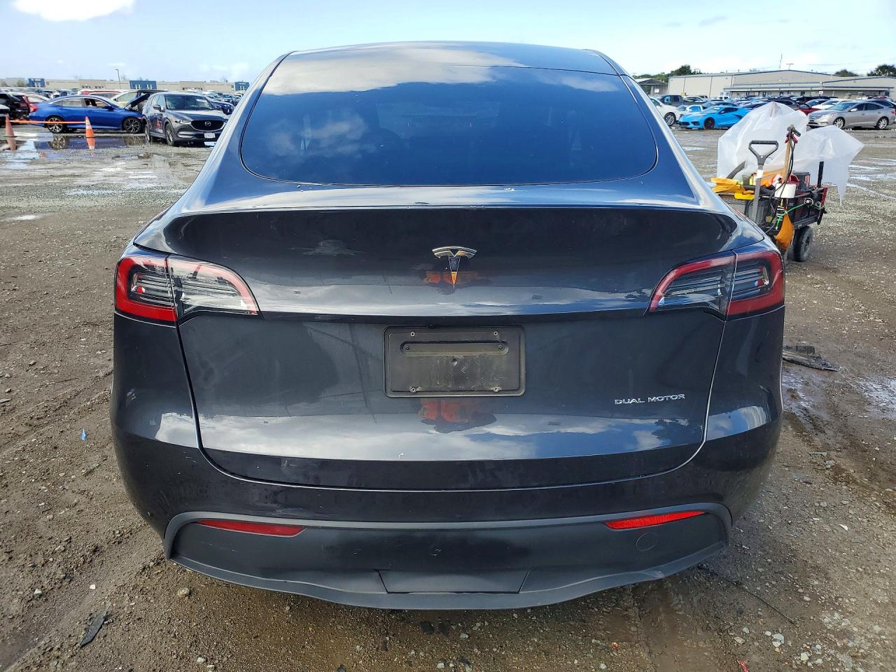 2024 TESLA MODEL Y LR AWD