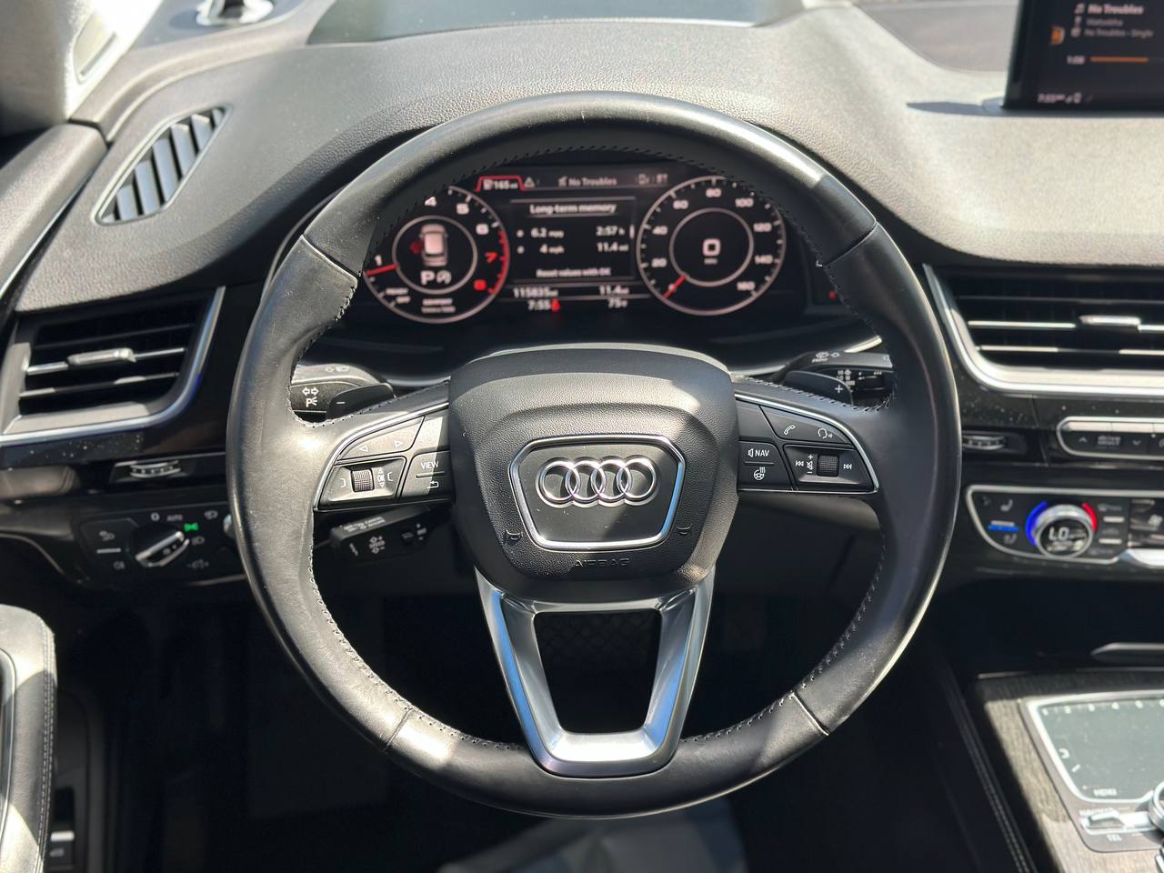 2017 AUDI Q7 PRESTIGE (ПНЕВМА)