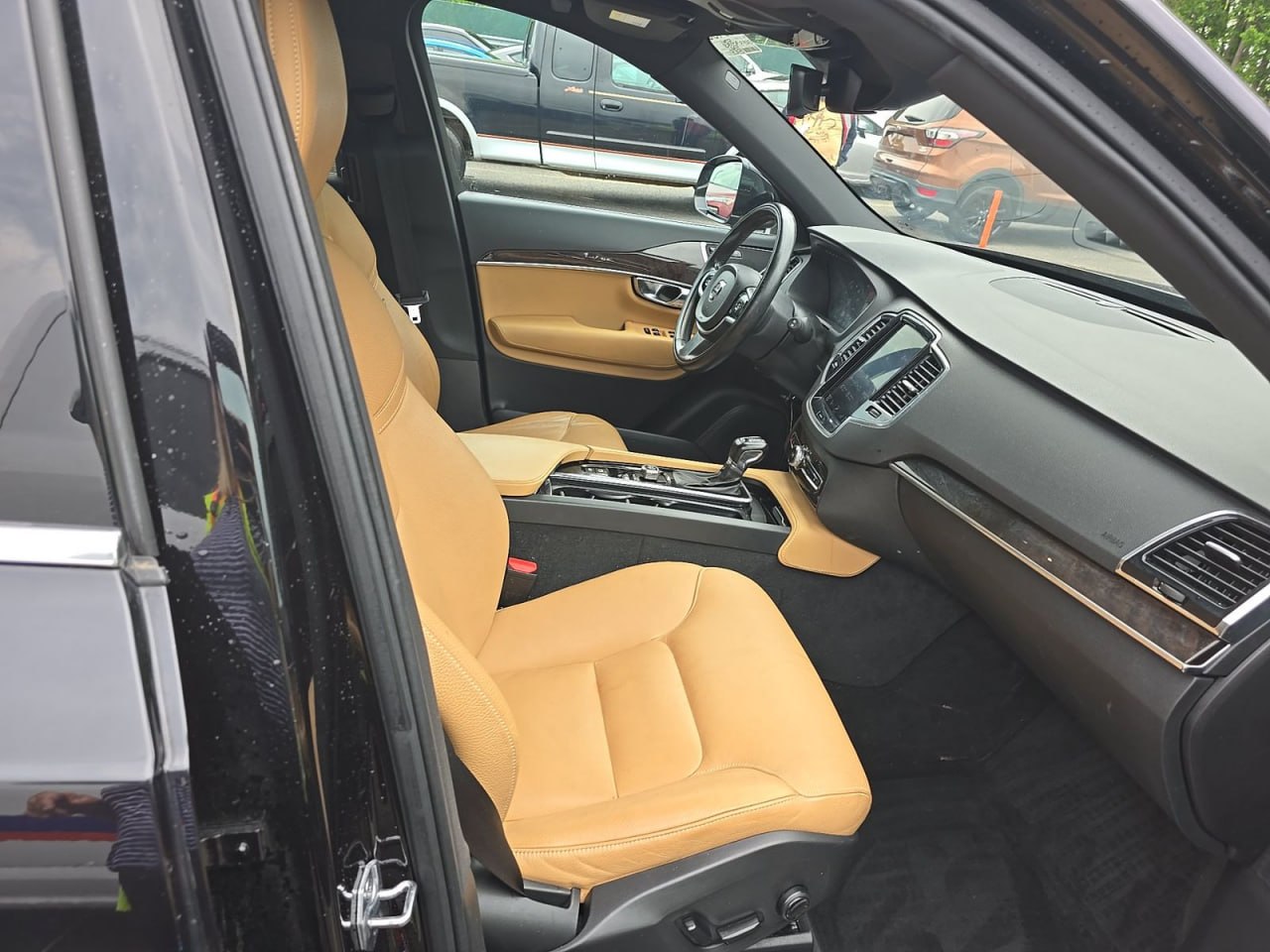 2018 VOLVO XC90 T6 MOMENTUM (ПНЕВМА)