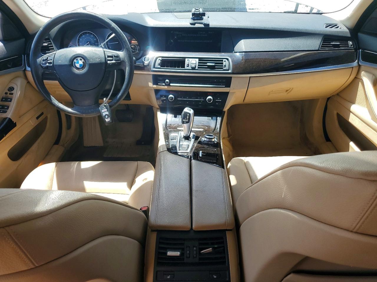 2013 BMW 528i F10