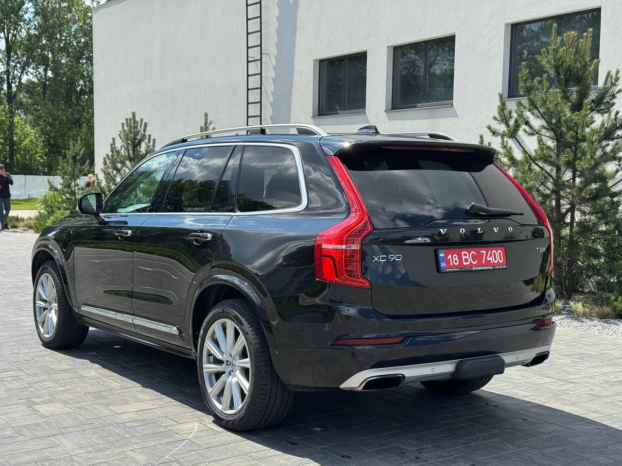 2016 Volvo XC90 T8 Plug-in hybrid