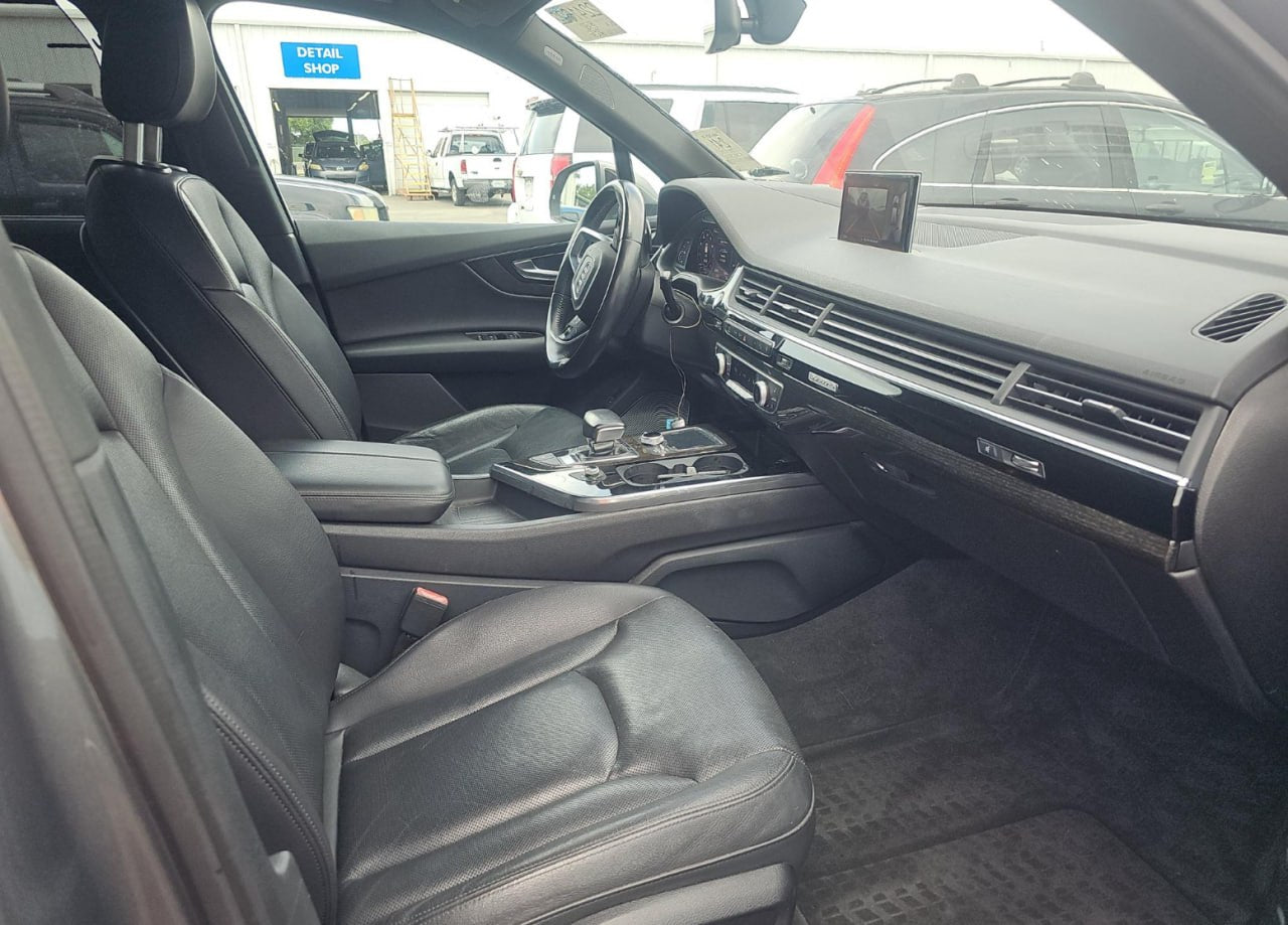 2017 AUDI Q7 PRESTIGE(ПНЕВМО+ВІСЬ)