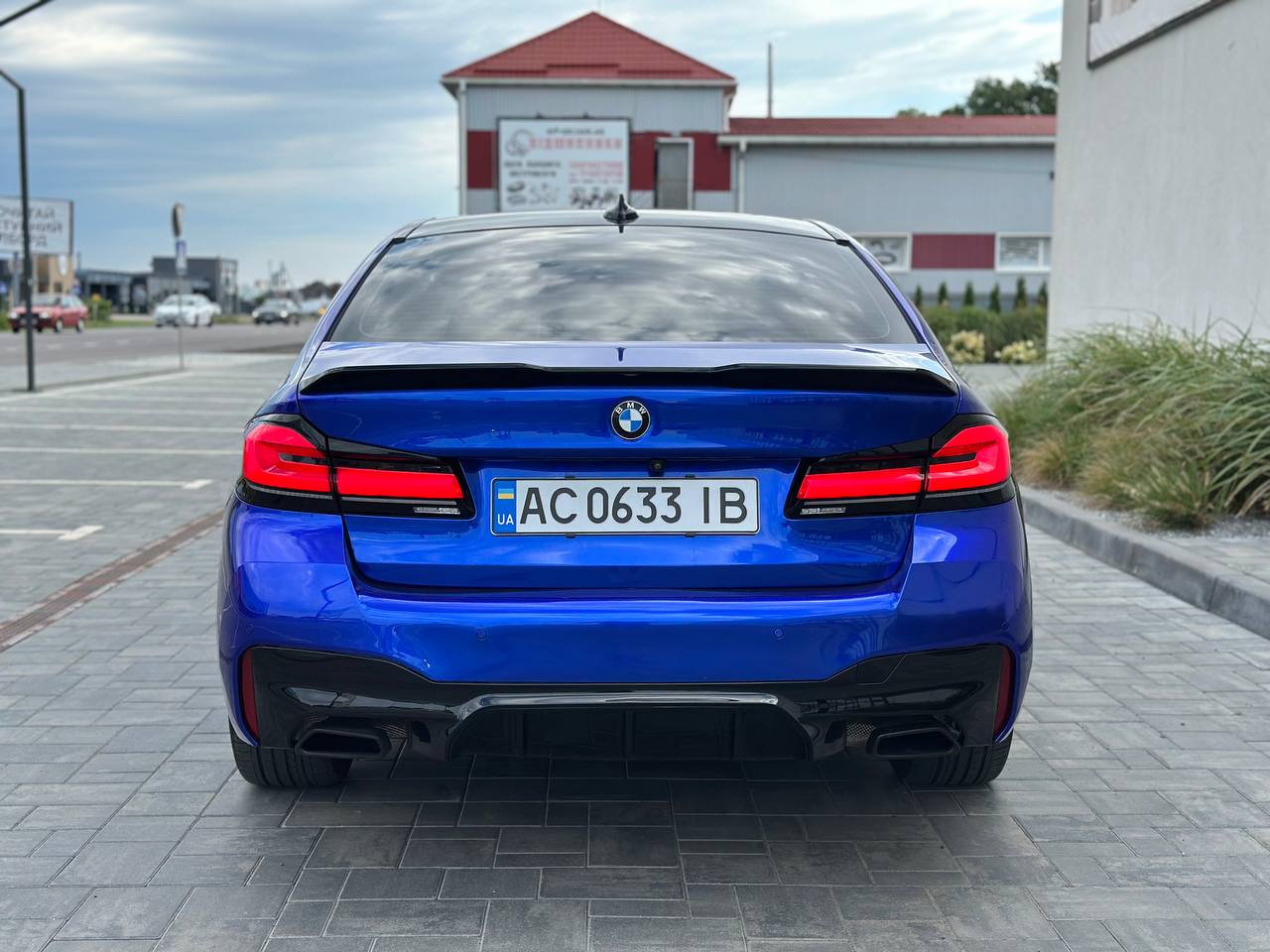 2019 BMW 5 530i