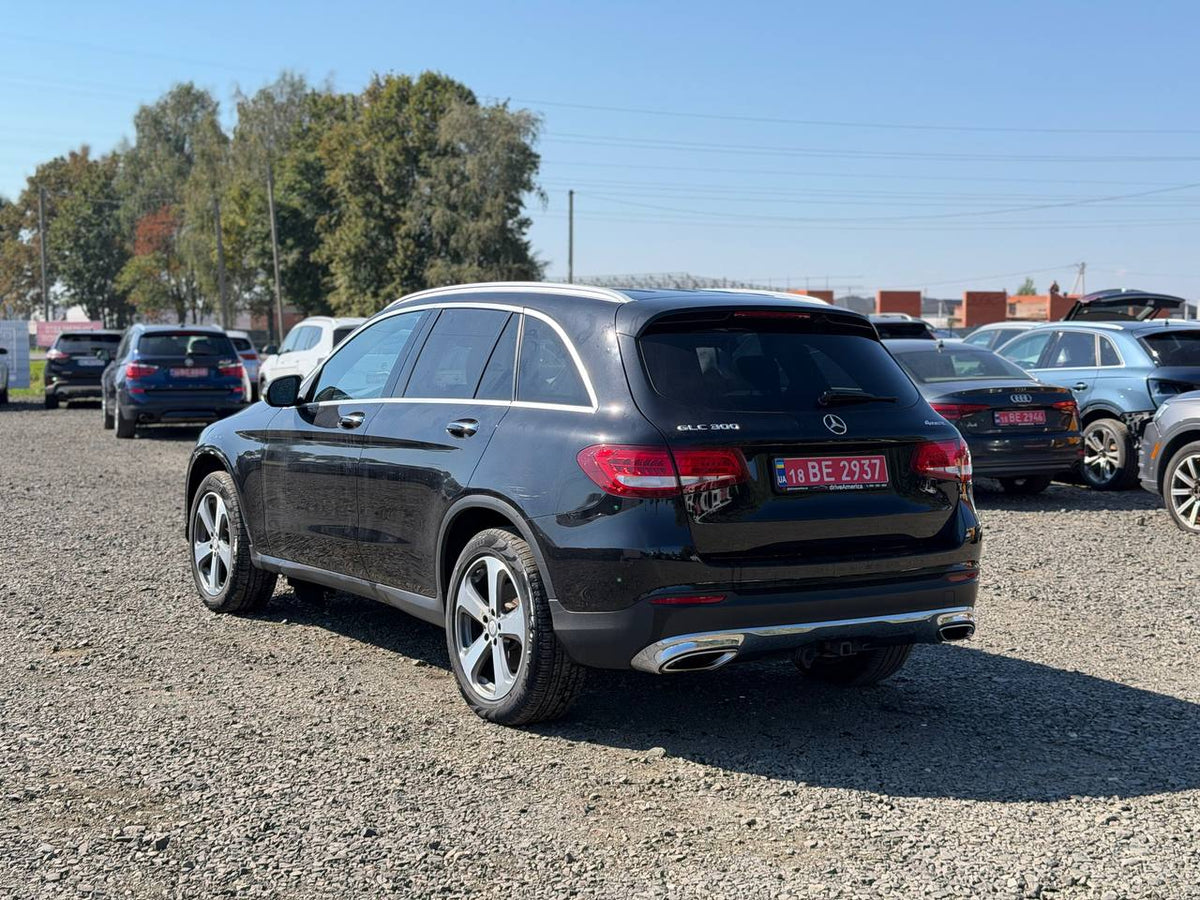 2017 MERCEDES-BENZ GLC 300 4MATIC
