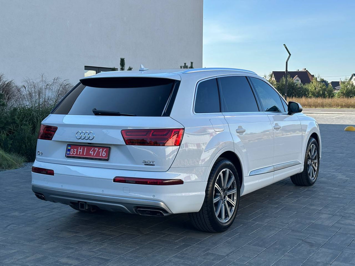 2017 AUDI Q7 PRESTIGE