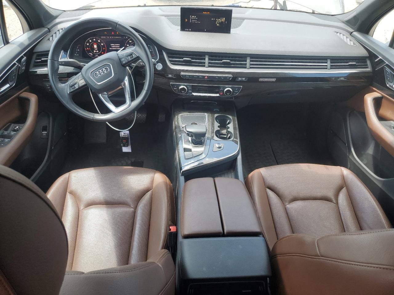AUDI Q7 PREMIUM PLUS