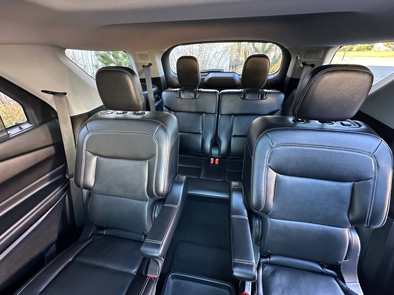 FORD EXPLORER LIMITED