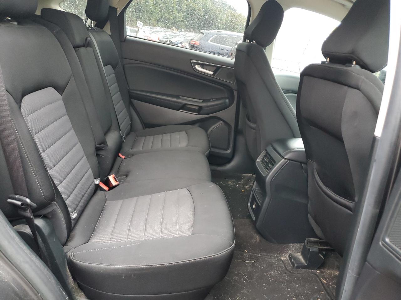 FORD EDGE SE