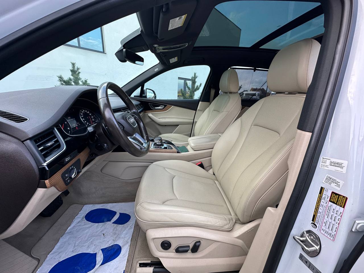 AUDI Q7 PREMIUM PLUS