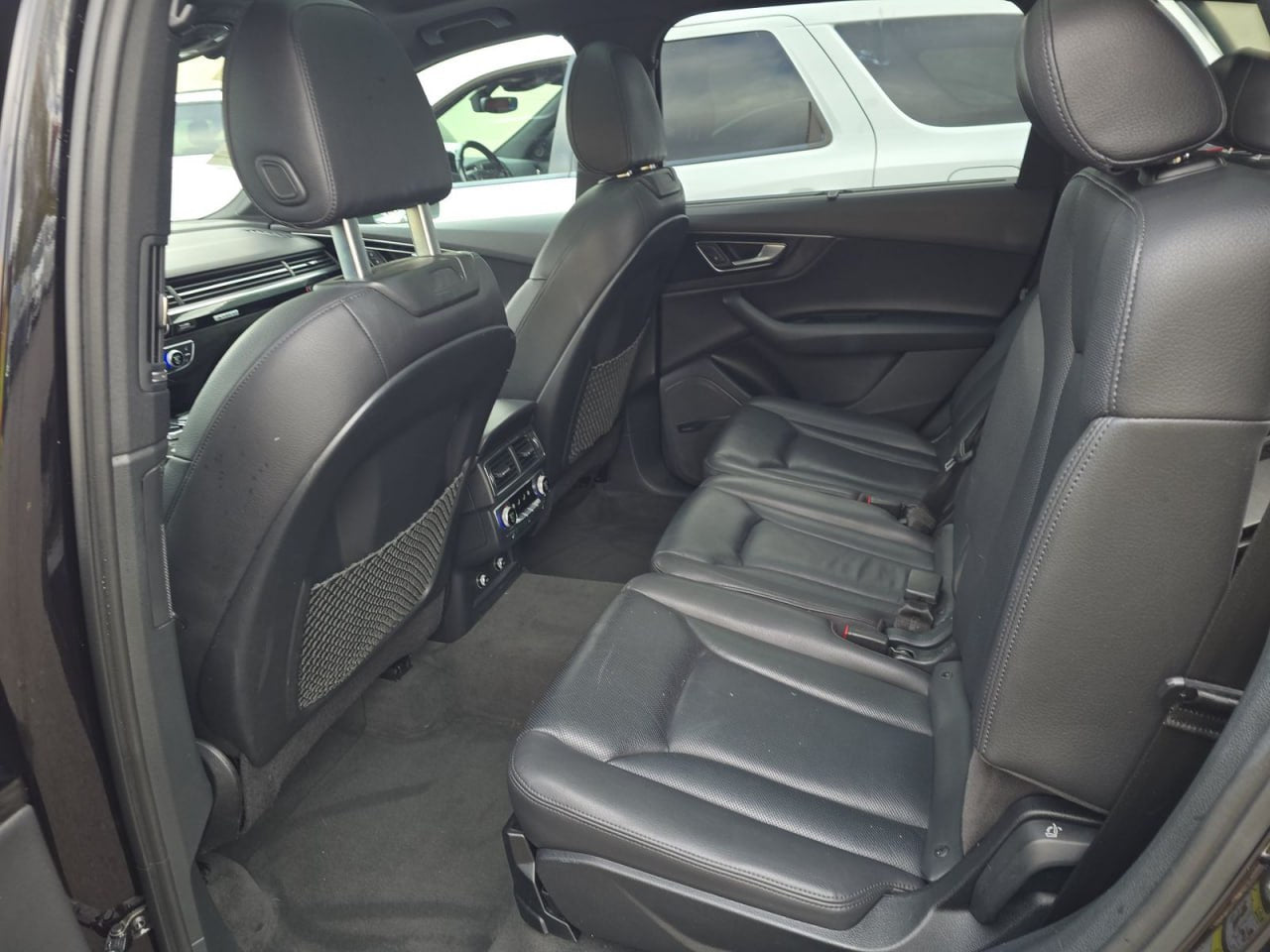 AUDI Q7 PREMIUM PLUS