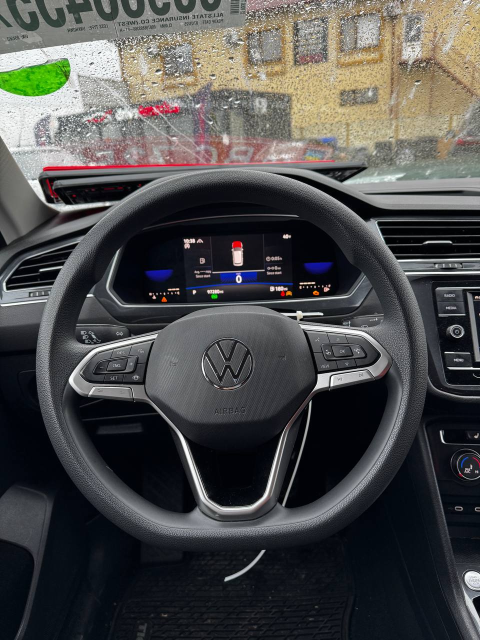 VOLKSWAGEN TIGUAN S