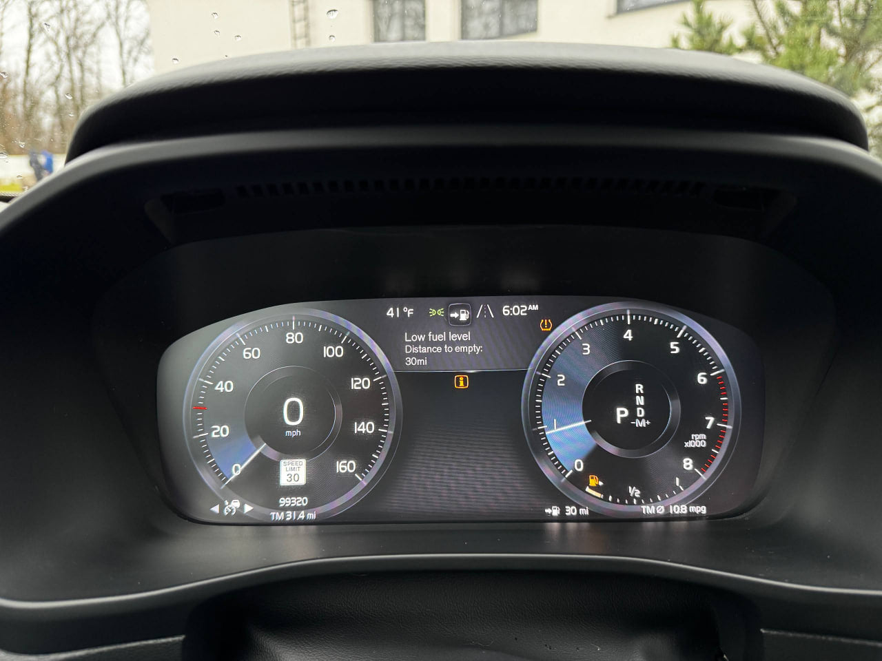 VOLVO XC40 T5 MOMENTUM