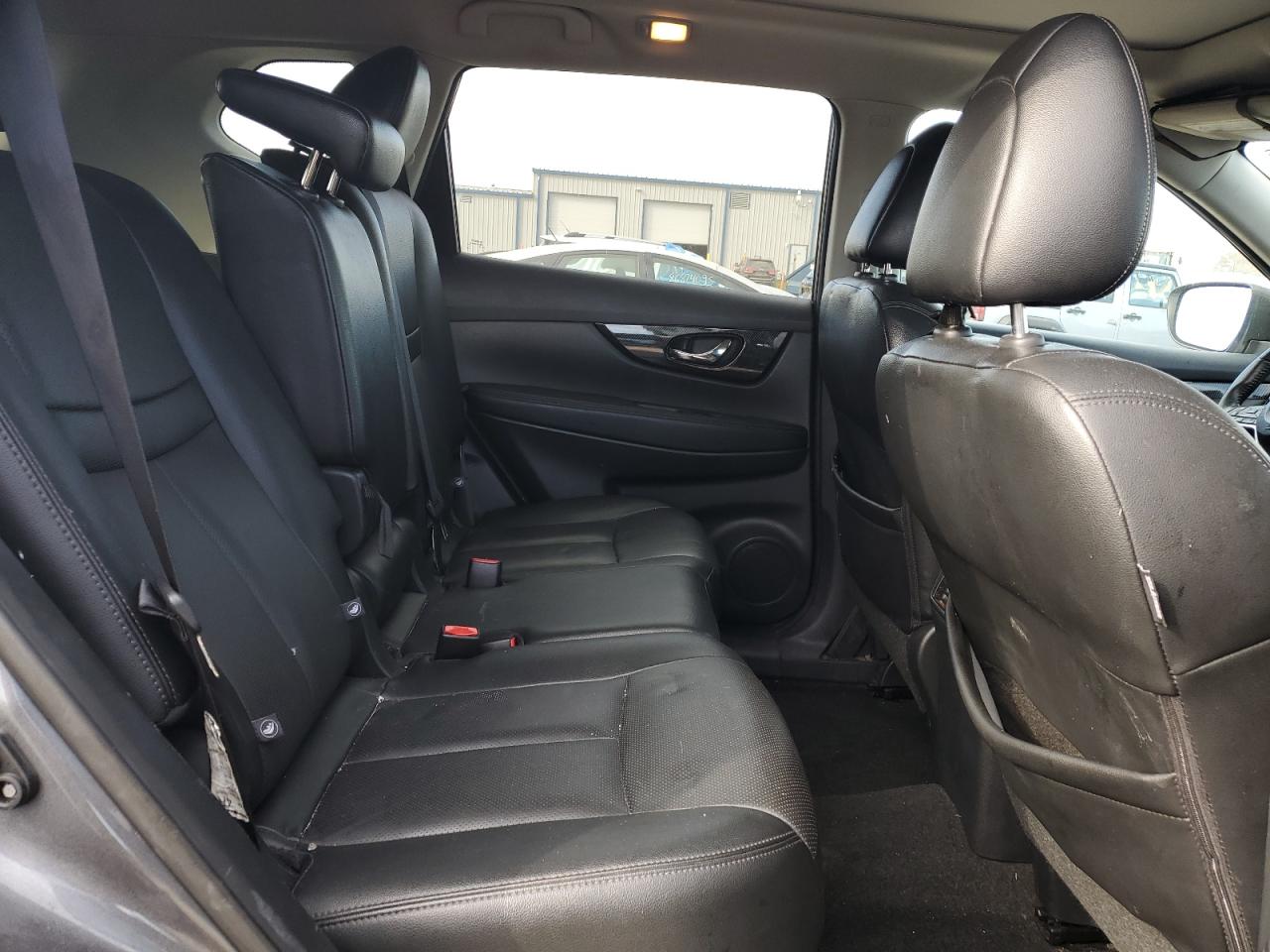 2017 NISSAN ROGUE SL