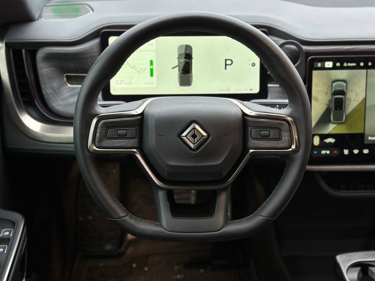 2022 RIVIAN R1T ADVENTURE QUAD MOTOR LARGE