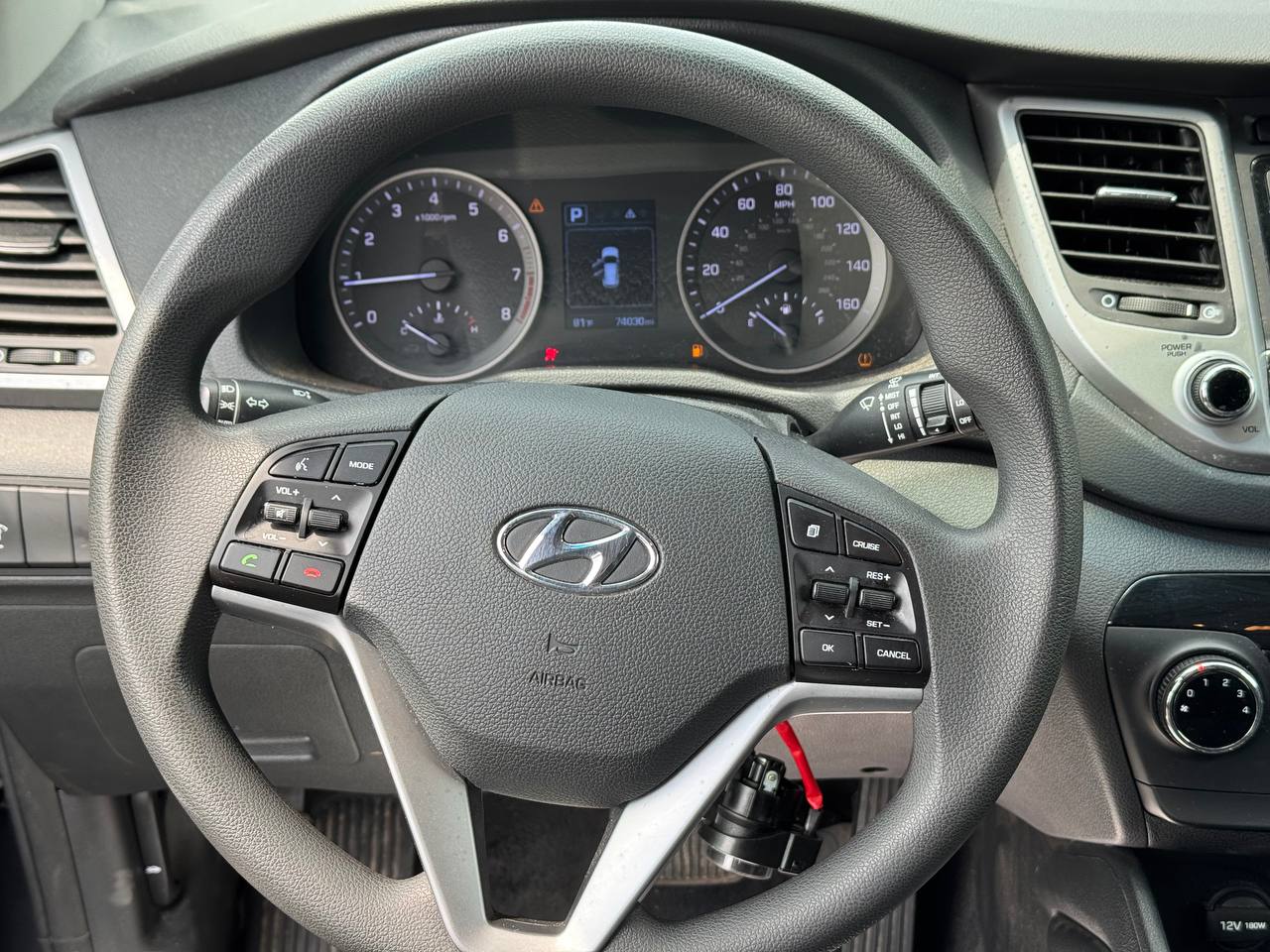 2016 HYUNDAI TUCSON SE