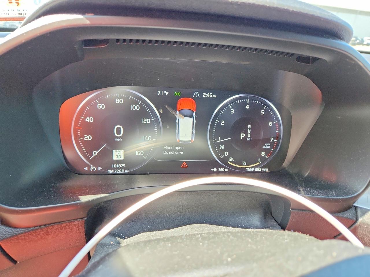 2019 VOLVO XC40 T5 MOMENTUM