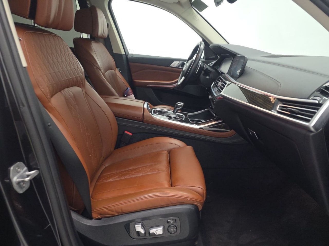 2020 BMW X7 40i