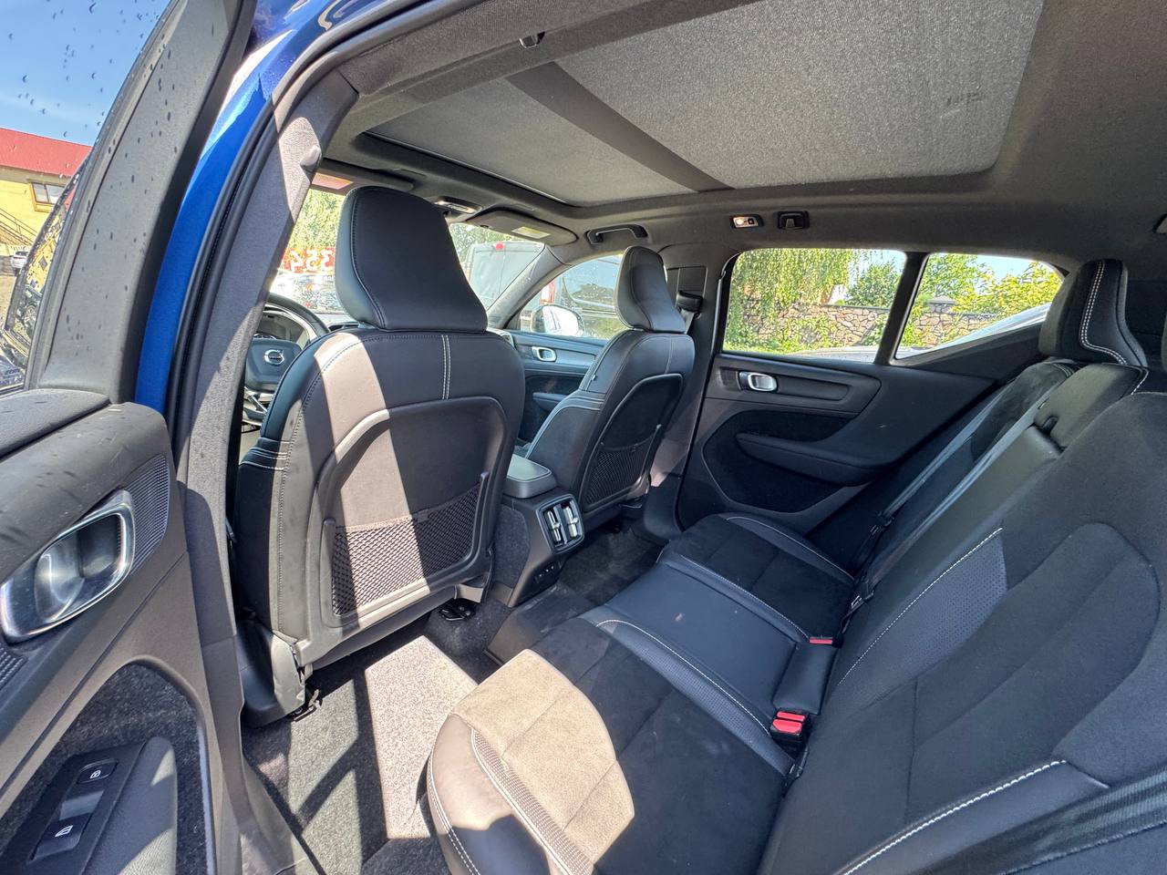 2021 VOLVO XC40 T5 R-DESIGN