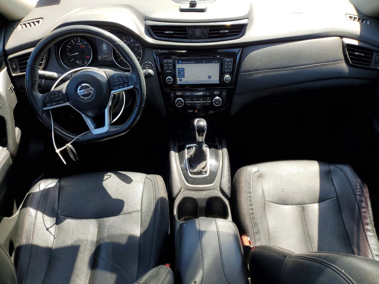 2017 NISSAN ROGUE SL
