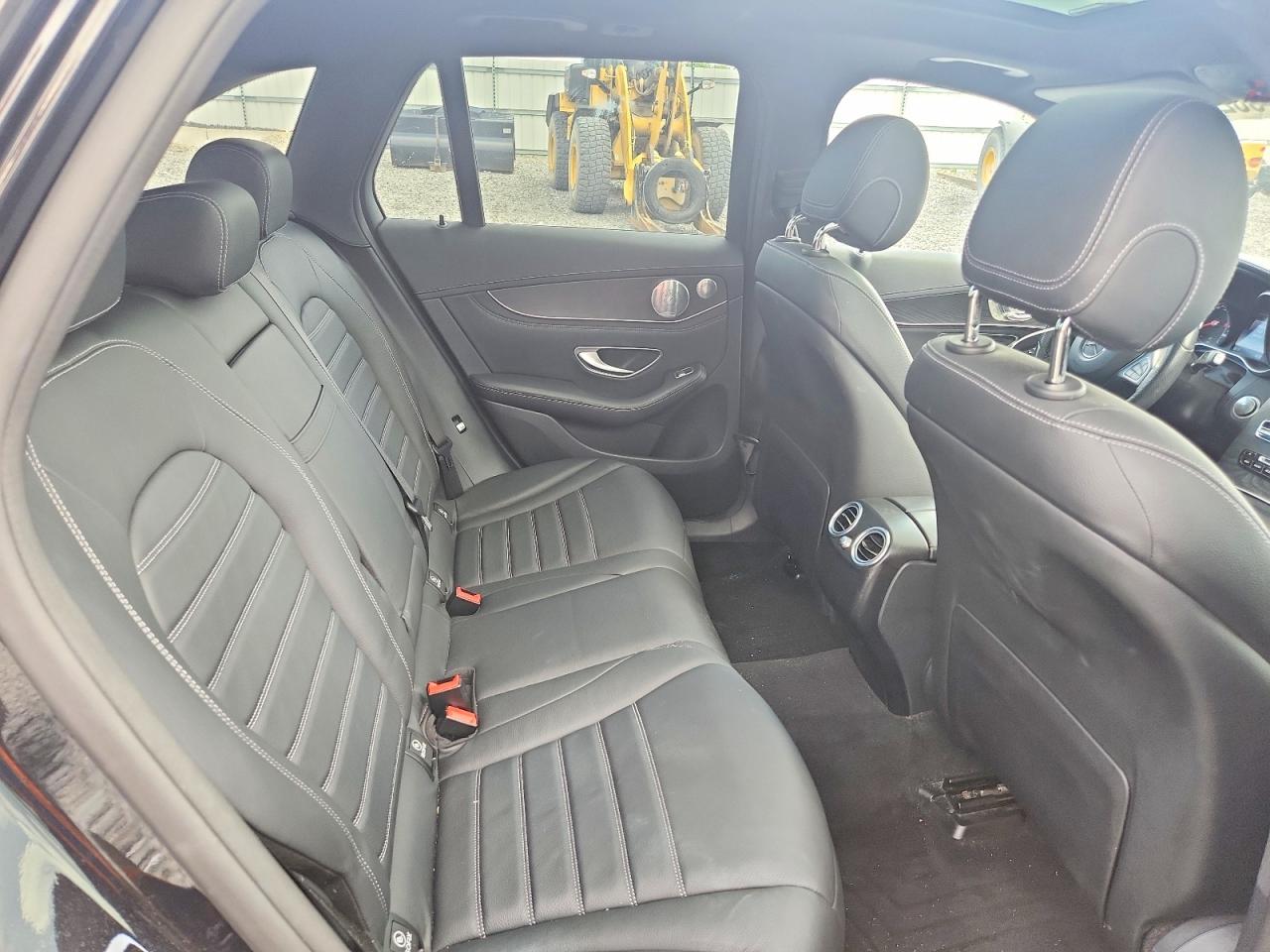 2017 MERCEDES-BENZ GLC 300 4MATIC