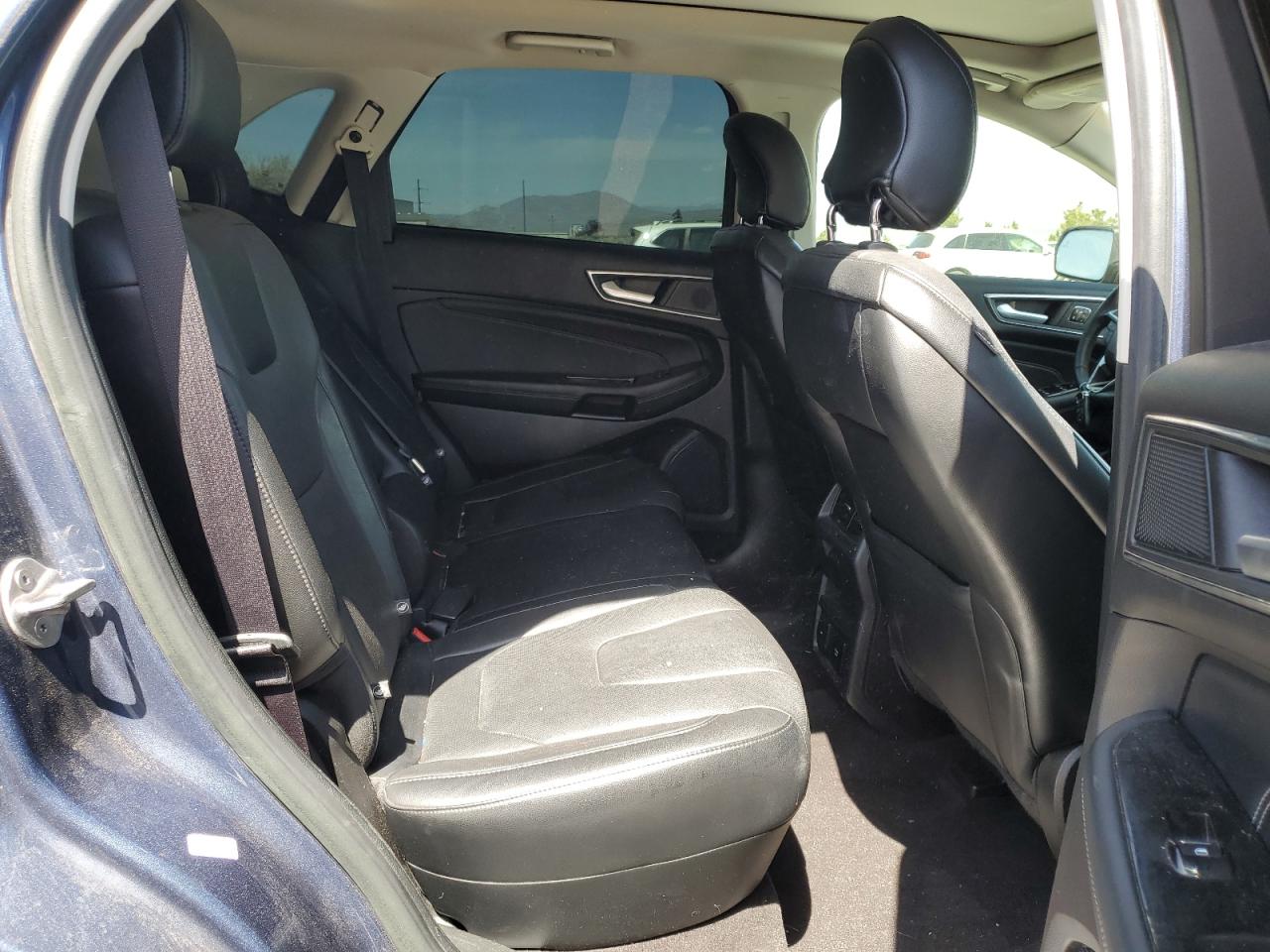 FORD EDGE AWD TITANIUM