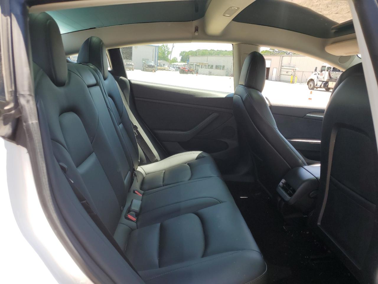 TESLA MODEL 3 LR AWD