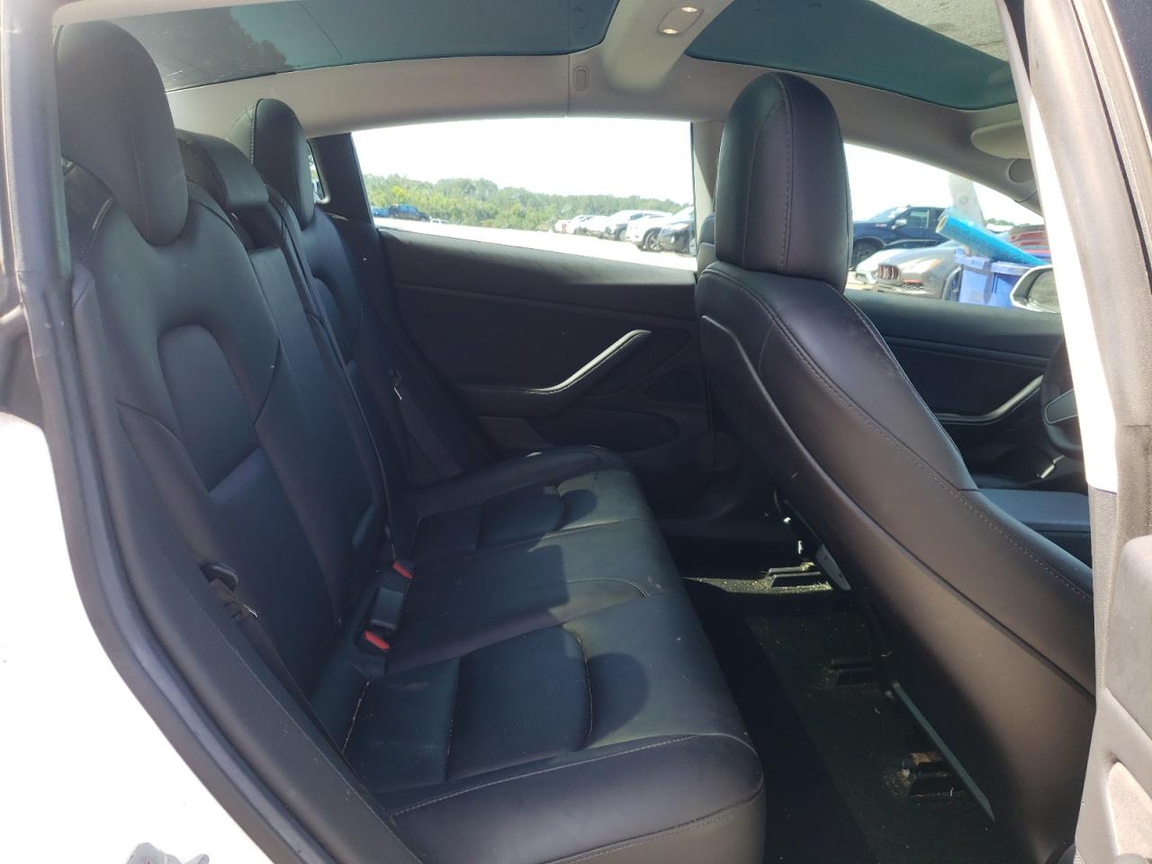 TESLA MODEL 3 SR+ RWD